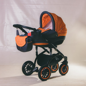 Коляска Adamex Lara 2 в 1