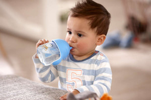 Поильник Philips AVENT, твердый носик, чашка - непроливайка, с ручками, 260 мл, 1 шт.