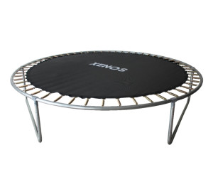 Батут круглый Xenos XT-10FT, с защитной сеткой и лестницей, диаметр 305см