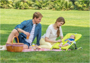 Кресло - качалка Chicco Pocket Relax, с сумкой, шезлонг для новорожденных
