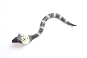 Змея Naja Cobra, на пульте управления, 44 см