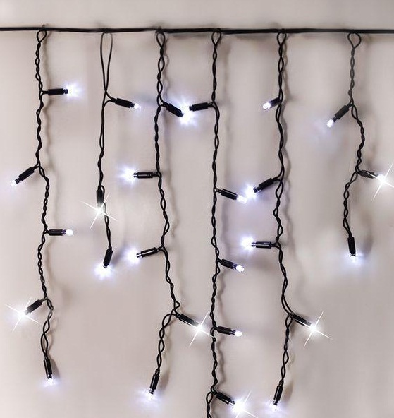 Гирлянда светодиодная 1443 LED лампочка 8мм, черный провод, длина 5м, высота 0,6м, FLASH, IP40