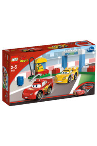 Конструктор Lego Duplo День гонок Cars 2