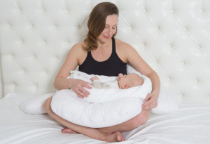 Подушка для беременных Лежебока U-образная, для кормления, холлофайбер (без наволочки)