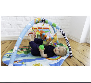 Развивающий коврик Lionelo Imke Plus, дуга с игрушками, с домиком, 30 шариков