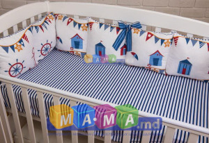 Борт защитный на кроватку с простынью ASIK Домик на берегу, цв.78 синяя полоска на белом