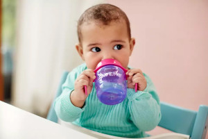 Поильник Philips AVENT Girl, чашка с мягким носиком, с ручками, 200 мл, 6m+