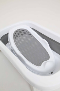 Горка складная в ванночку Mom-be для новорожденного,  антискользящая