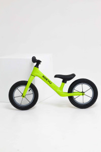 Беговел для детей M-Trike XOEYU, карбоновая рама,12 дюймов