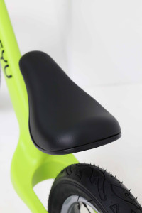 Беговел для детей M-Trike XOEYU, карбоновая рама,12 дюймов