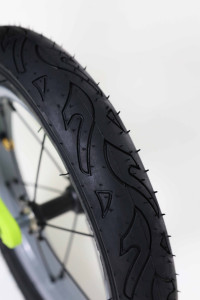 Беговел для детей M-Trike XOEYU, карбоновая рама,12 дюймов