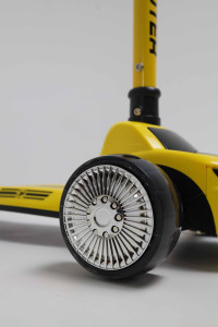 Самокат трехколесный M-Trike MAXI Машина, складной, свет/музыка/проектор