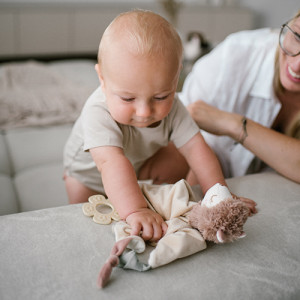 Игрушка-платочек плюшевая BabyOno Лама Луна