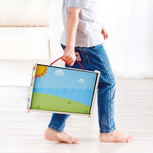 Чемодан с магнитами Hape E1631 деревянный, 105 деталей