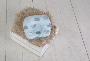 Подушка для новорожденных MagBaby Классик, ортопедическая