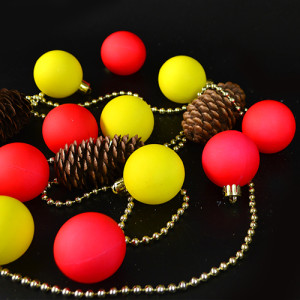 Набор елочных игрушек 9477 Шарики Fluo, диаметр 4 см, 12 шт.
