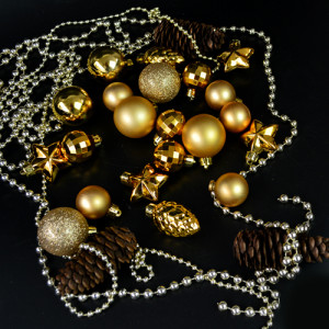 Набор елочных игрушек 9480 Шарики, диаметр 3 и 4,5 см, 22 шт.