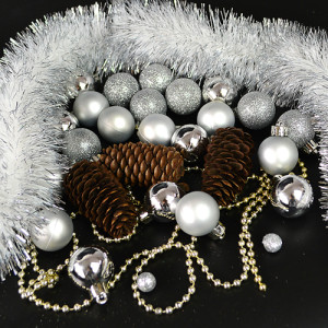 Набор елочных игрушек 9482 Шарики, диаметр 3 см, 27 шт.