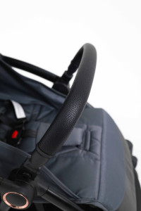 Коляска прогулочная Mom-Be Nubo, автоматическое сложение