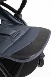 Коляска прогулочная Mom-Be Nubo, автоматическое сложение