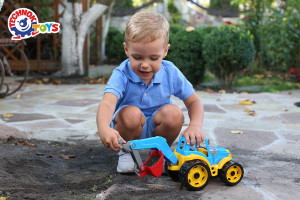 Игрушка ТехноК Трактор с ковшом 3435