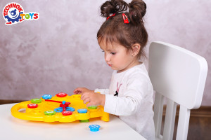 Игрушка развивающая ТехноК Часы - сортер 3046