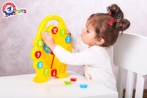 Игрушка развивающая ТехноК Часы - сортер 3046