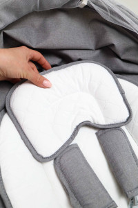 Укачивающий центр Mom-Be SWING, шезлонг - качалка, с пультом