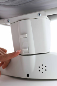 Укачивающий центр Mom-Be SWING, шезлонг - качалка, с пультом