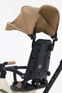 Велосипед-беговел трехколесный M-Trike 1788, с родительской ручкой и поворотным сиденьем
